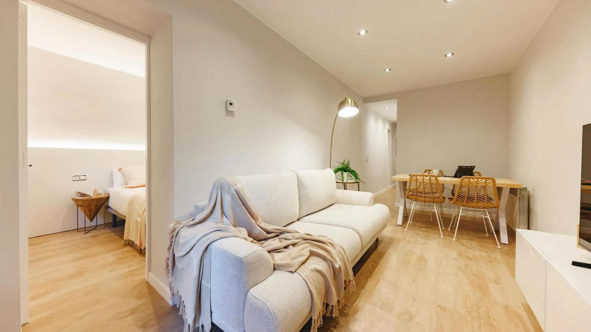 Apartment Bravissimo Apartaments Mora 4 Girona Spain