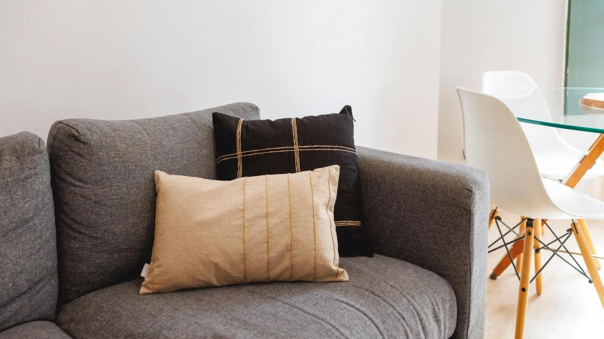 Bravissimo Apartaments Mora 4 Gérone
